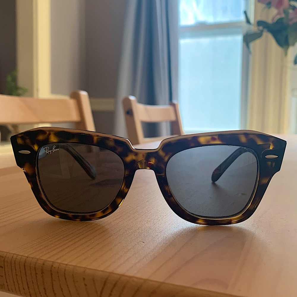 Ray-Ban Sunglasses
